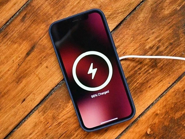 梨树苹果手机维修分享iPhone 12可以随便充电吗 